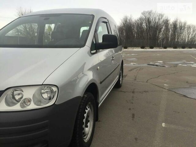 Сірий Фольксваген Caddy пасс., об'ємом двигуна 1.9 л та пробігом 167 тис. км за 8700 $, фото 1 на Automoto.ua