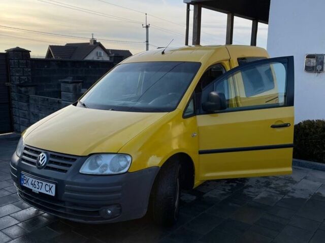Желтый Фольксваген Кадди, объемом двигателя 2 л и пробегом 248 тыс. км за 4250 $, фото 1 на Automoto.ua