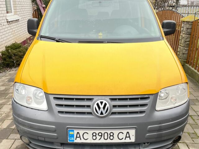 Желтый Фольксваген Кадди, объемом двигателя 1.9 л и пробегом 281 тыс. км за 5300 $, фото 1 на Automoto.ua