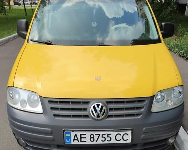 Желтый Фольксваген Кадди, объемом двигателя 1.97 л и пробегом 232 тыс. км за 5000 $, фото 1 на Automoto.ua