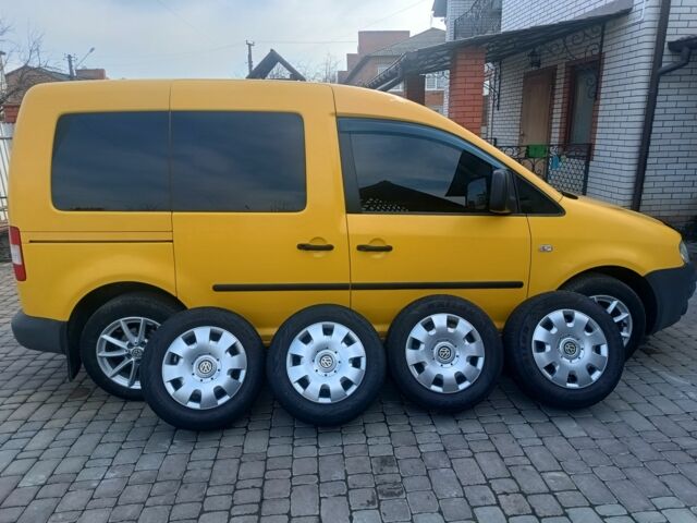 Жовтий Фольксваген Кадді, об'ємом двигуна 2 л та пробігом 308 тис. км за 5200 $, фото 1 на Automoto.ua