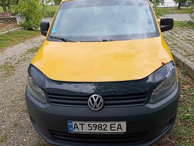 Жовтий Фольксваген Кадді, об'ємом двигуна 1.6 л та пробігом 249 тис. км за 8600 $, фото 1 на Automoto.ua