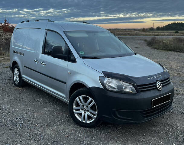 Серый Фольксваген Кадди, объемом двигателя 1.6 л и пробегом 270 тыс. км за 9200 $, фото 1 на Automoto.ua