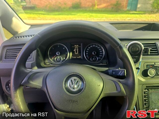 Сірий Фольксваген Кадді, об'ємом двигуна 2 л та пробігом 310 тис. км за 12000 $, фото 1 на Automoto.ua