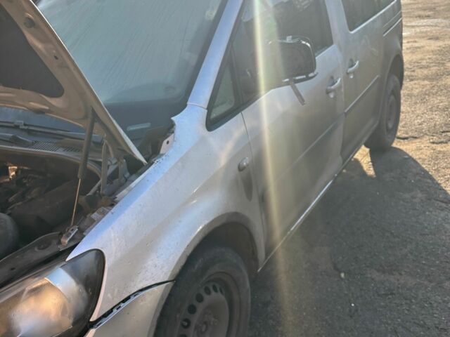 Серый Фольксваген Кадди, объемом двигателя 1.6 л и пробегом 220 тыс. км за 4000 $, фото 1 на Automoto.ua