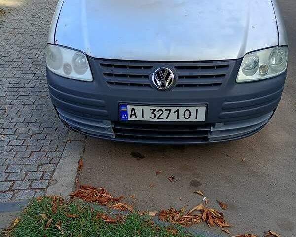 Серый Фольксваген Кадди, объемом двигателя 1.39 л и пробегом 286 тыс. км за 3700 $, фото 1 на Automoto.ua