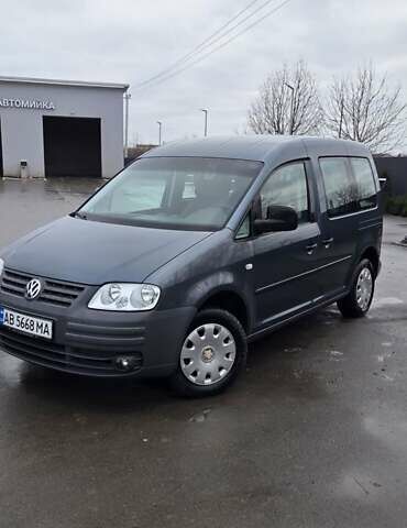 Серый Фольксваген Кадди, объемом двигателя 1.39 л и пробегом 224 тыс. км за 6200 $, фото 1 на Automoto.ua