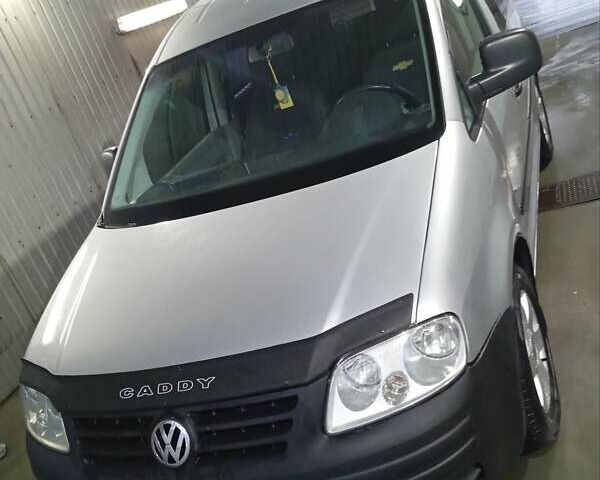 Серый Фольксваген Кадди, объемом двигателя 1.9 л и пробегом 452 тыс. км за 5500 $, фото 1 на Automoto.ua