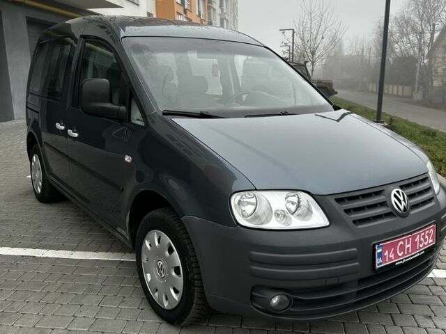 Серый Фольксваген Кадди, объемом двигателя 1.6 л и пробегом 220 тыс. км за 6500 $, фото 1 на Automoto.ua