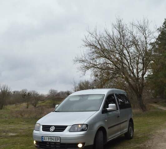 Серый Фольксваген Кадди, объемом двигателя 1.9 л и пробегом 260 тыс. км за 5499 $, фото 1 на Automoto.ua