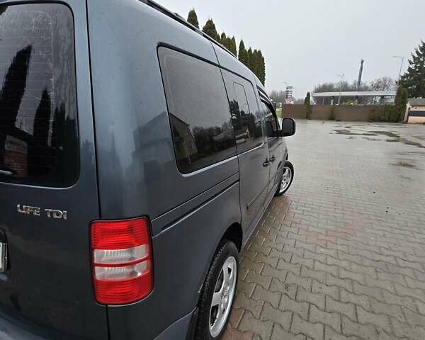 Сірий Фольксваген Кадді, об'ємом двигуна 1.9 л та пробігом 368 тис. км за 6600 $, фото 1 на Automoto.ua