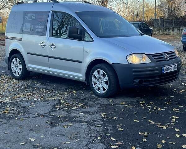 Сірий Фольксваген Кадді, об'ємом двигуна 1.97 л та пробігом 220 тис. км за 4300 $, фото 1 на Automoto.ua