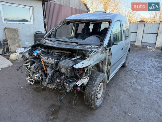 Сірий Фольксваген Кадді, об'ємом двигуна 2 л та пробігом 300 тис. км за 1950 $, фото 1 на Automoto.ua