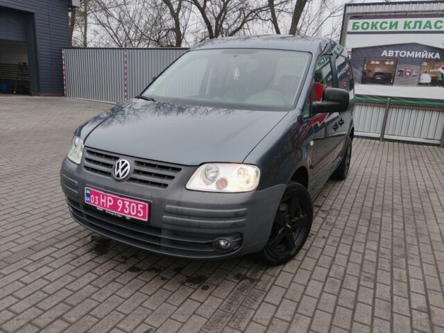 Серый Фольксваген Кадди, объемом двигателя 1.6 л и пробегом 220 тыс. км за 7000 $, фото 1 на Automoto.ua