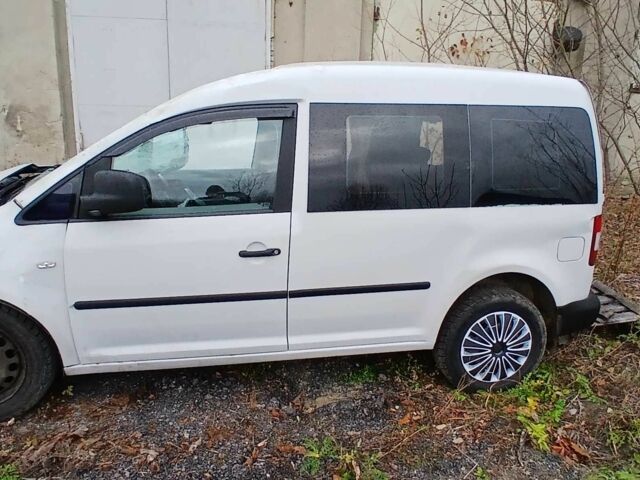 Серый Фольксваген Кадди, объемом двигателя 1.9 л и пробегом 361 тыс. км за 1700 $, фото 1 на Automoto.ua