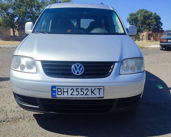 Серый Фольксваген Кадди, объемом двигателя 1.9 л и пробегом 320 тыс. км за 8200 $, фото 1 на Automoto.ua