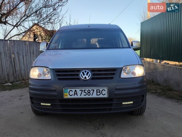 Серый Фольксваген Кадди, объемом двигателя 1.9 л и пробегом 168 тыс. км за 6499 $, фото 1 на Automoto.ua