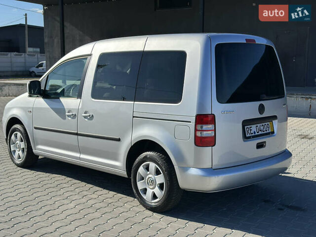 Серый Фольксваген Кадди, объемом двигателя 1.4 л и пробегом 166 тыс. км за 8200 $, фото 1 на Automoto.ua