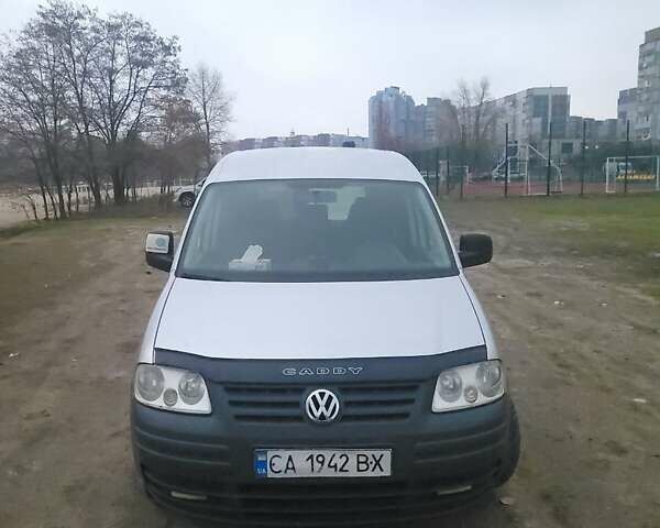 Серый Фольксваген Кадди, объемом двигателя 1.98 л и пробегом 242 тыс. км за 5600 $, фото 1 на Automoto.ua