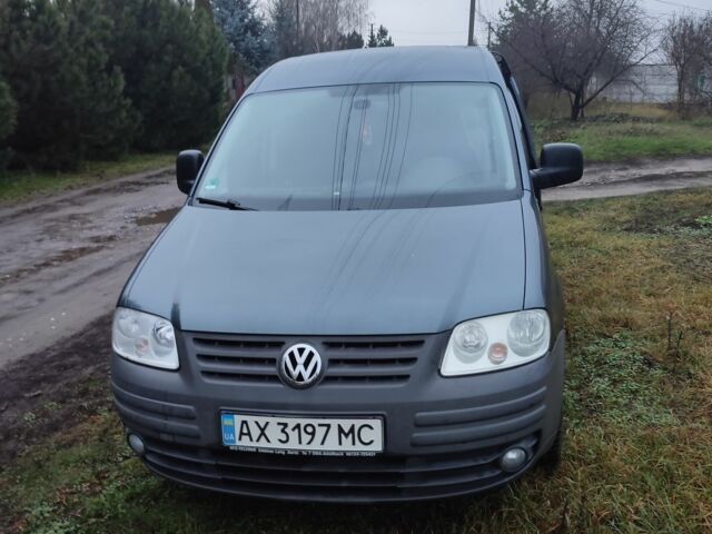 Серый Фольксваген Кадди, объемом двигателя 1.6 л и пробегом 178 тыс. км за 7000 $, фото 1 на Automoto.ua