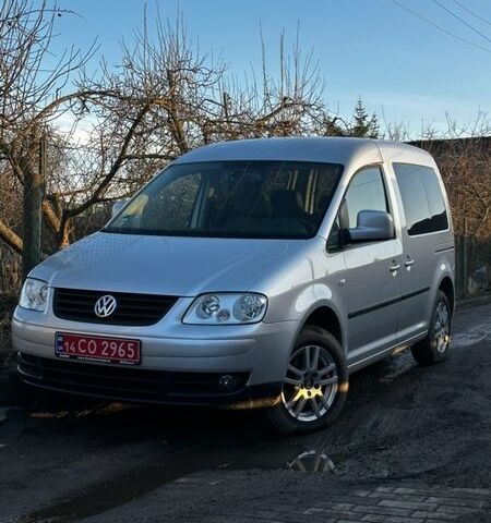 Серый Фольксваген Кадди, объемом двигателя 1.6 л и пробегом 240 тыс. км за 7990 $, фото 1 на Automoto.ua