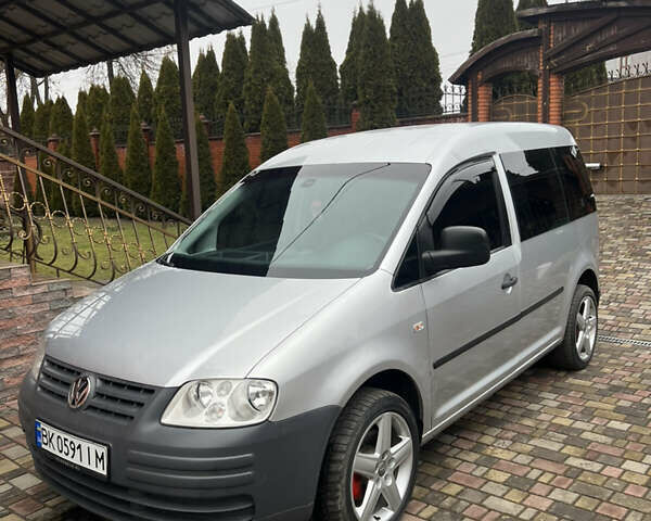 Серый Фольксваген Кадди, объемом двигателя 1.9 л и пробегом 280 тыс. км за 7000 $, фото 1 на Automoto.ua