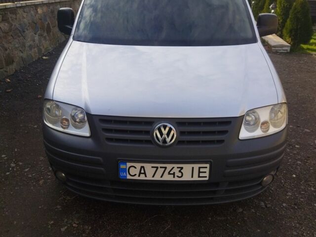 Серый Фольксваген Кадди, объемом двигателя 1.9 л и пробегом 290 тыс. км за 7000 $, фото 1 на Automoto.ua