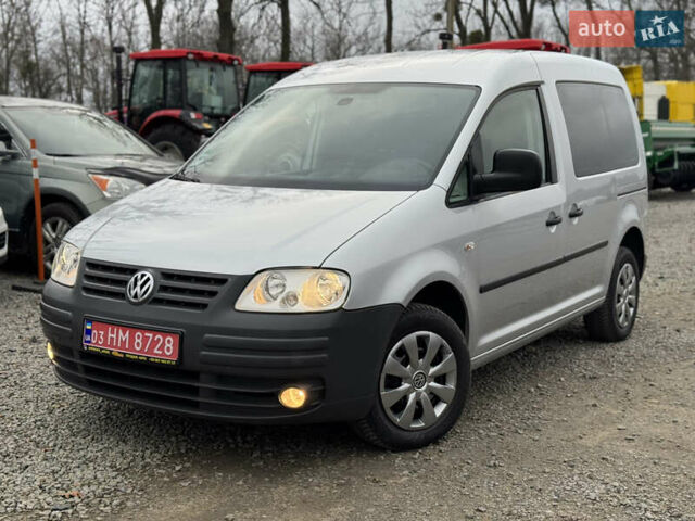Серый Фольксваген Кадди, объемом двигателя 1.6 л и пробегом 215 тыс. км за 8900 $, фото 1 на Automoto.ua