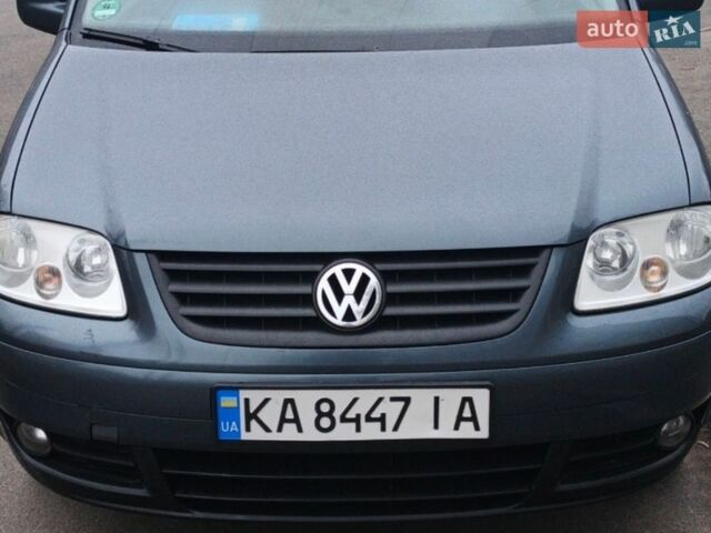Серый Фольксваген Кадди, объемом двигателя 1.4 л и пробегом 320 тыс. км за 6200 $, фото 1 на Automoto.ua