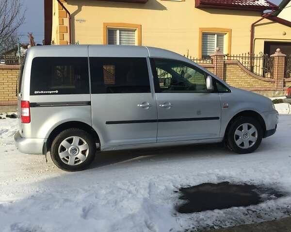 Сірий Фольксваген Кадді, об'ємом двигуна 1.9 л та пробігом 336 тис. км за 8200 $, фото 1 на Automoto.ua