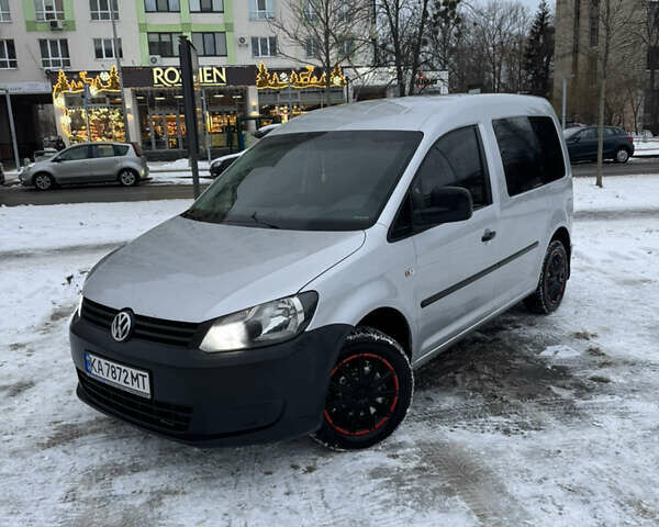 Сірий Фольксваген Кадді, об'ємом двигуна 1.6 л та пробігом 252 тис. км за 10500 $, фото 1 на Automoto.ua