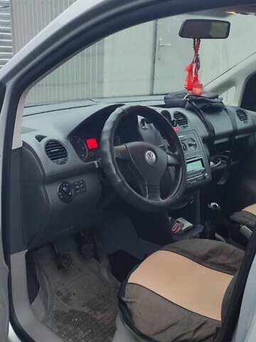 Серый Фольксваген Кадди, объемом двигателя 1.9 л и пробегом 270 тыс. км за 7500 $, фото 1 на Automoto.ua