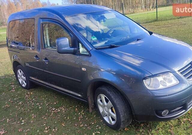 Серый Фольксваген Кадди, объемом двигателя 1.6 л и пробегом 276 тыс. км за 6900 $, фото 1 на Automoto.ua