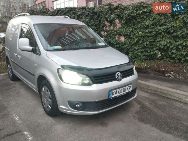 Серый Фольксваген Кадди, объемом двигателя 1.6 л и пробегом 211 тыс. км за 7500 $, фото 1 на Automoto.ua