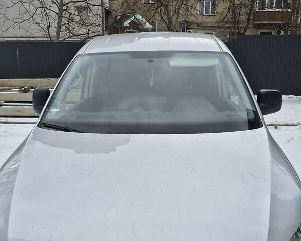 Серый Фольксваген Кадди, объемом двигателя 1.6 л и пробегом 275 тыс. км за 9550 $, фото 1 на Automoto.ua