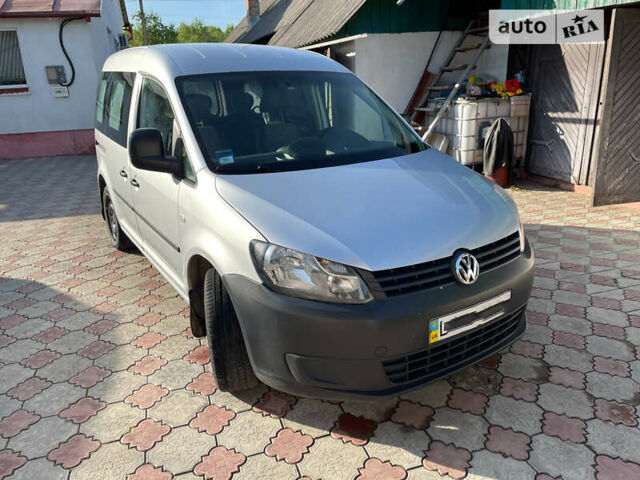 Серый Фольксваген Кадди, объемом двигателя 1.6 л и пробегом 329 тыс. км за 9200 $, фото 1 на Automoto.ua