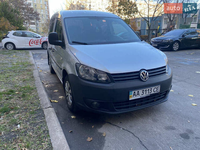 Сірий Фольксваген Кадді, об'ємом двигуна 2 л та пробігом 238 тис. км за 7200 $, фото 1 на Automoto.ua
