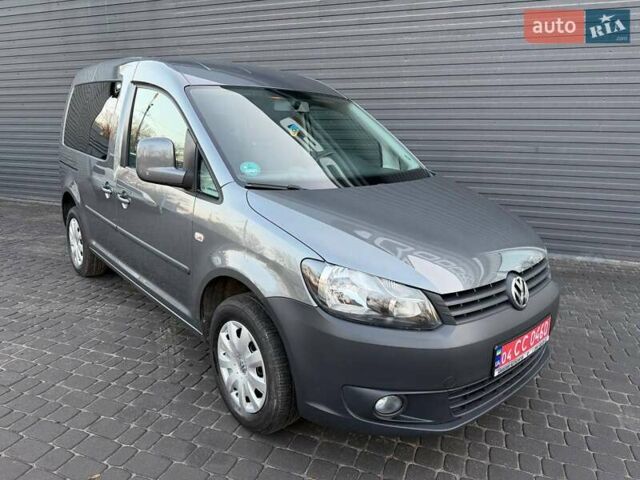 Серый Фольксваген Кадди, объемом двигателя 1.2 л и пробегом 190 тыс. км за 8400 $, фото 1 на Automoto.ua