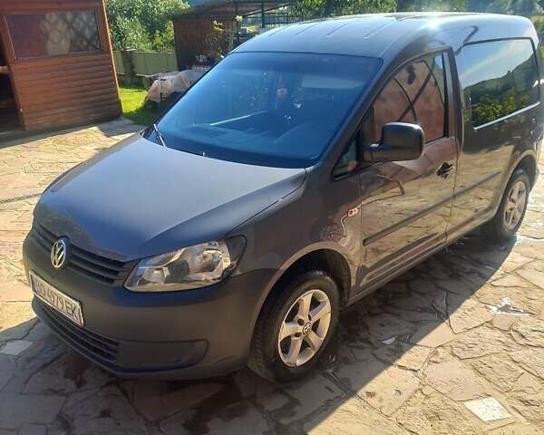 Серый Фольксваген Кадди, объемом двигателя 1.6 л и пробегом 254 тыс. км за 9850 $, фото 1 на Automoto.ua