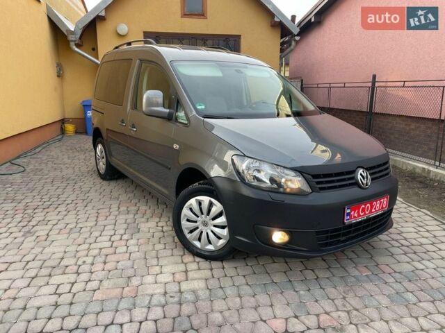 Серый Фольксваген Кадди, объемом двигателя 1.6 л и пробегом 226 тыс. км за 10850 $, фото 1 на Automoto.ua