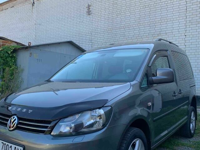 Сірий Фольксваген Кадді, об'ємом двигуна 2 л та пробігом 213 тис. км за 12000 $, фото 1 на Automoto.ua