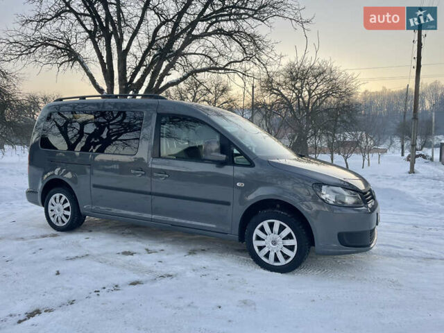 Серый Фольксваген Кадди, объемом двигателя 1.6 л и пробегом 243 тыс. км за 11850 $, фото 1 на Automoto.ua