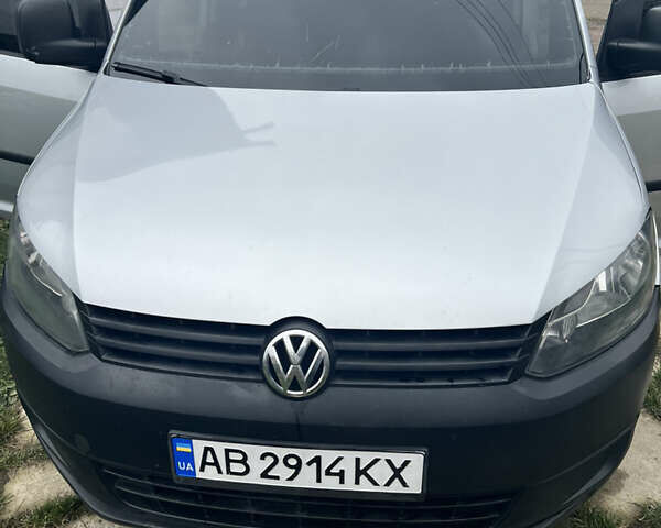 Серый Фольксваген Кадди, объемом двигателя 1.2 л и пробегом 241 тыс. км за 7100 $, фото 1 на Automoto.ua