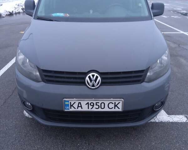 Серый Фольксваген Кадди, объемом двигателя 1.6 л и пробегом 260 тыс. км за 11500 $, фото 1 на Automoto.ua