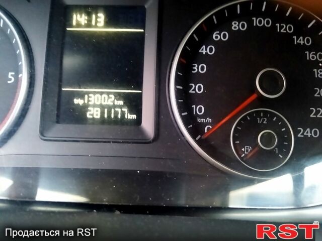 Сірий Фольксваген Кадді, об'ємом двигуна 2 л та пробігом 280 тис. км за 12700 $, фото 1 на Automoto.ua