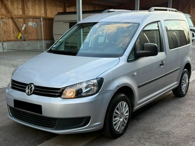 Серый Фольксваген Кадди, объемом двигателя 1.6 л и пробегом 143 тыс. км за 7400 $, фото 1 на Automoto.ua