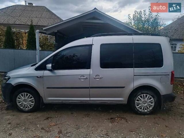 Серый Фольксваген Кадди, объемом двигателя 1.97 л и пробегом 260 тыс. км за 15000 $, фото 1 на Automoto.ua