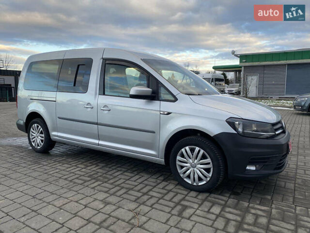 Серый Фольксваген Кадди, объемом двигателя 2 л и пробегом 215 тыс. км за 15200 $, фото 1 на Automoto.ua