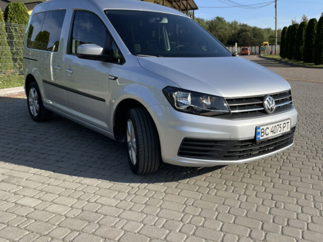 Сірий Фольксваген Кадді, об'ємом двигуна 1.97 л та пробігом 247 тис. км за 15900 $, фото 1 на Automoto.ua