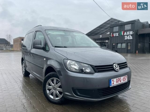 Сірий Фольксваген Кадді, об'ємом двигуна 1.6 л та пробігом 227 тис. км за 11900 $, фото 1 на Automoto.ua